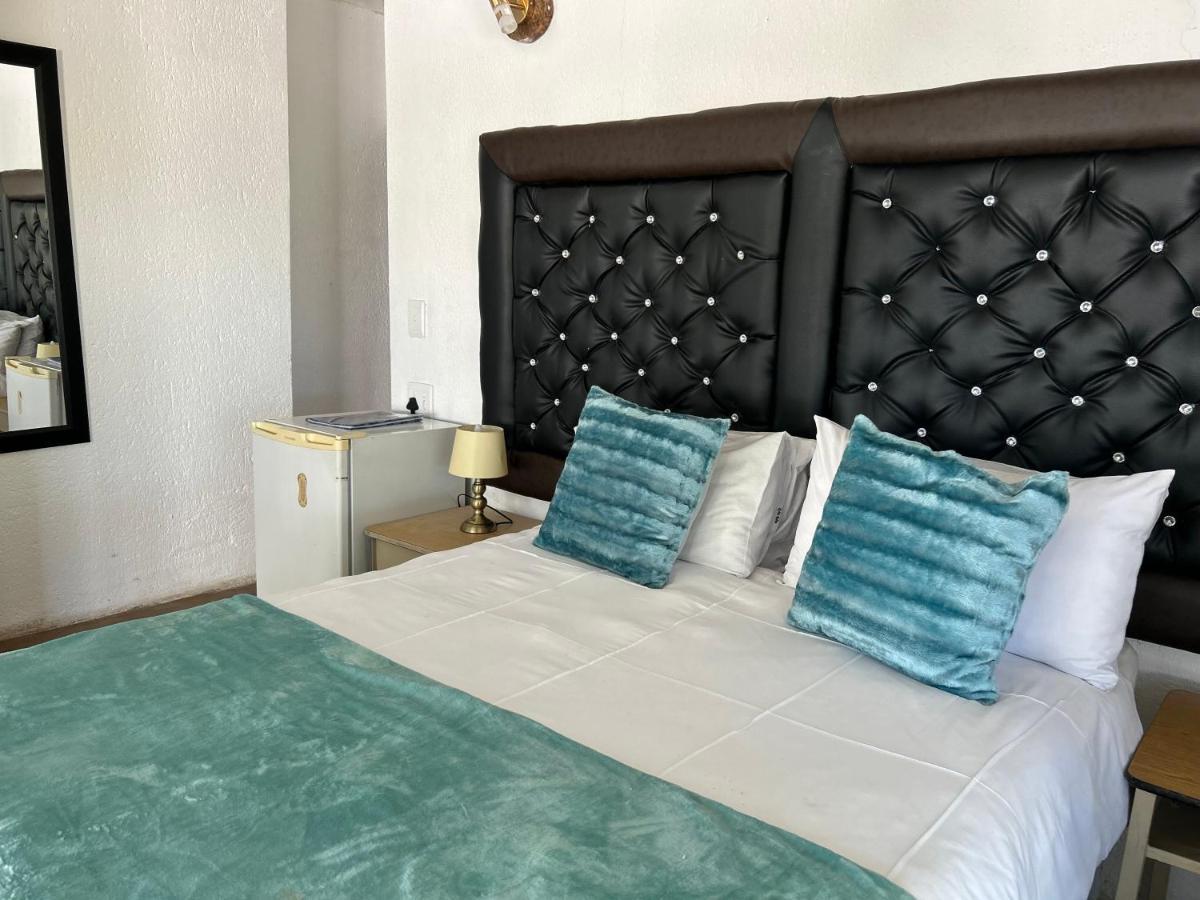 Mihandzu Guest House Гейзівью Екстер'єр фото